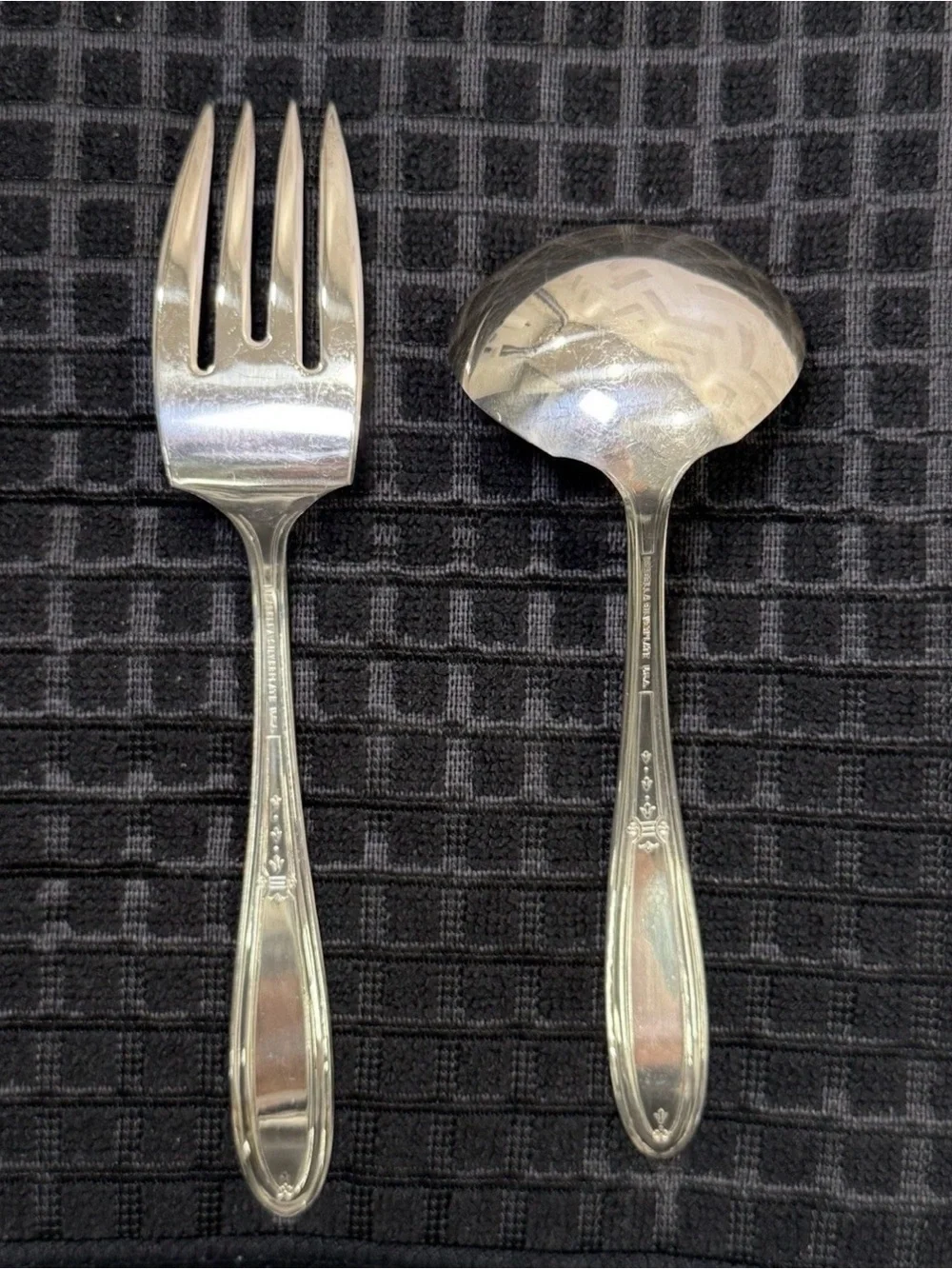 Vintage International Silver Co Serving Fork / Ladle - Isabella Pattern US 1913